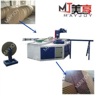 Stroj na výrobu papírového jádra